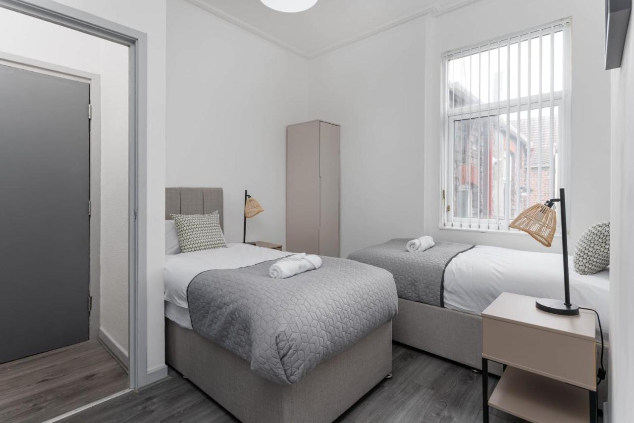 Newly Renovated Apartments In Liverpool - Extended Stay エクステリア 写真