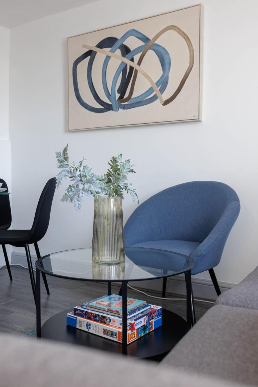 Newly Renovated Apartments In Liverpool - Extended Stay エクステリア 写真